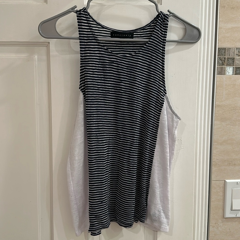 Comfy navy and white tank top.